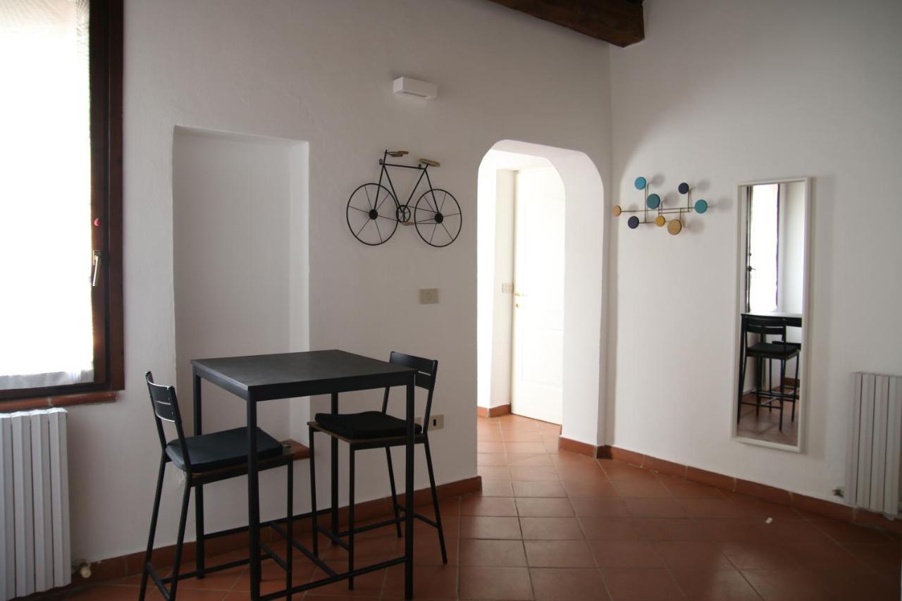 Apartamento Le Vie del Centro Ferrara Exterior foto